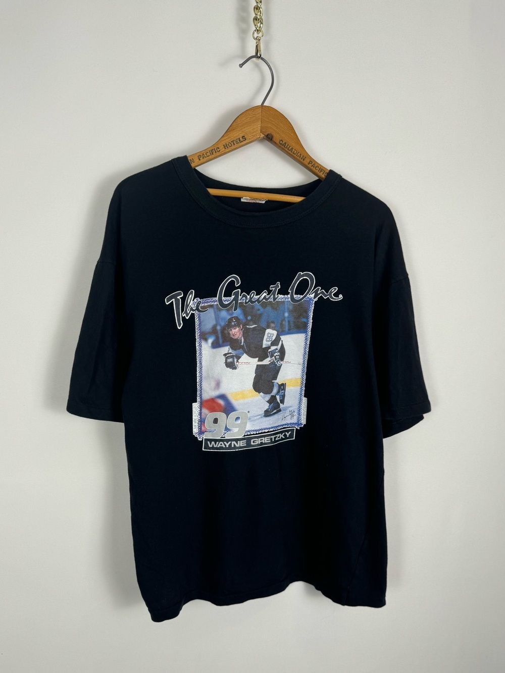 Vintage 90s Wayne Gretzky 'The Great One' Graphic Tee